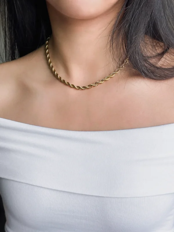 Aziza Twist Chain Necklace