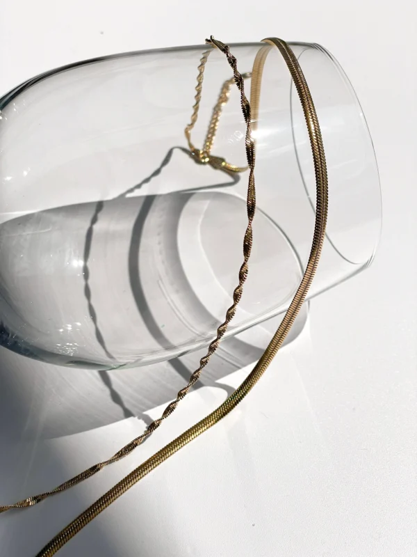 Aurea Herringbone Layered Necklace - Image 2