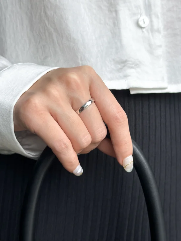 Open-End Faceted Ring - Image 2